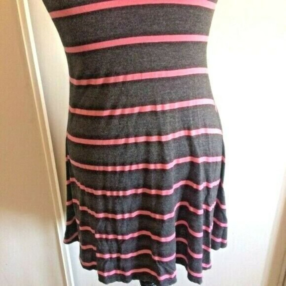 Monteau Los Angeles Women's Sleeveless Gray Pink Stripes Dress Size Small Skater - Picture 5 of 12